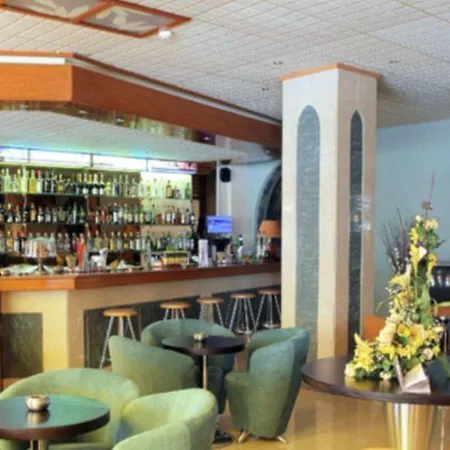 Lydia Hotel 